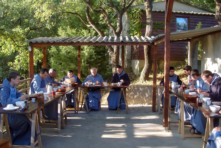 pf st pierre terre pour dieu 768x515