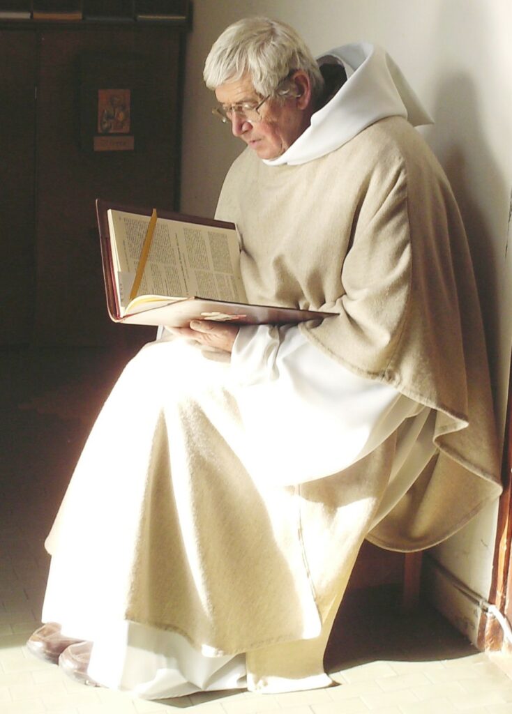 Fra-Jean-Claude-sacerdote